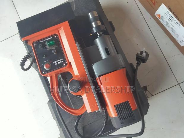 Heavy Duty Magnetic Drill - main view