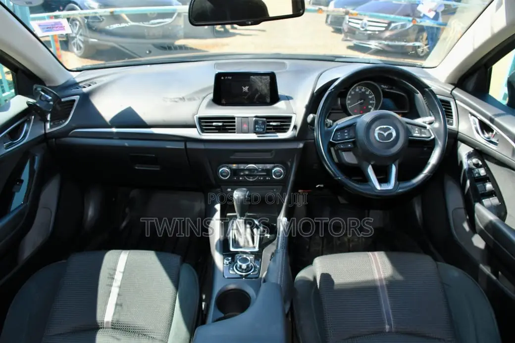 Mazda Axela 2019 Gray