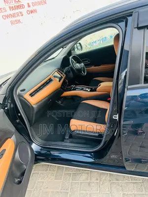 Honda Vezel 2018 Black
