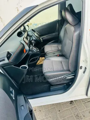 Toyota Sienta 2018 White