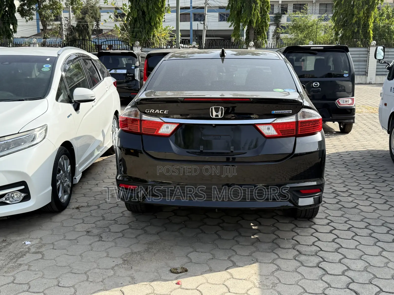 Honda Grace 1.5 Hybrid FWD 2018 Black