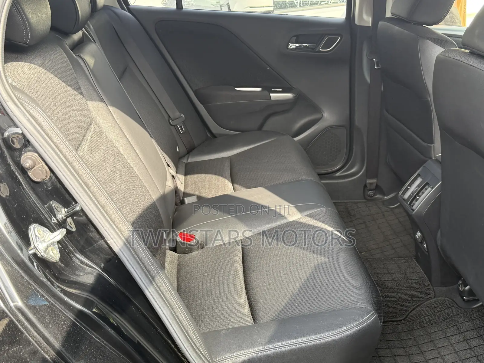 Honda Grace 1.5 Hybrid FWD 2018 Black