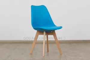Elegant Chair With Wooden Leg Rf3q