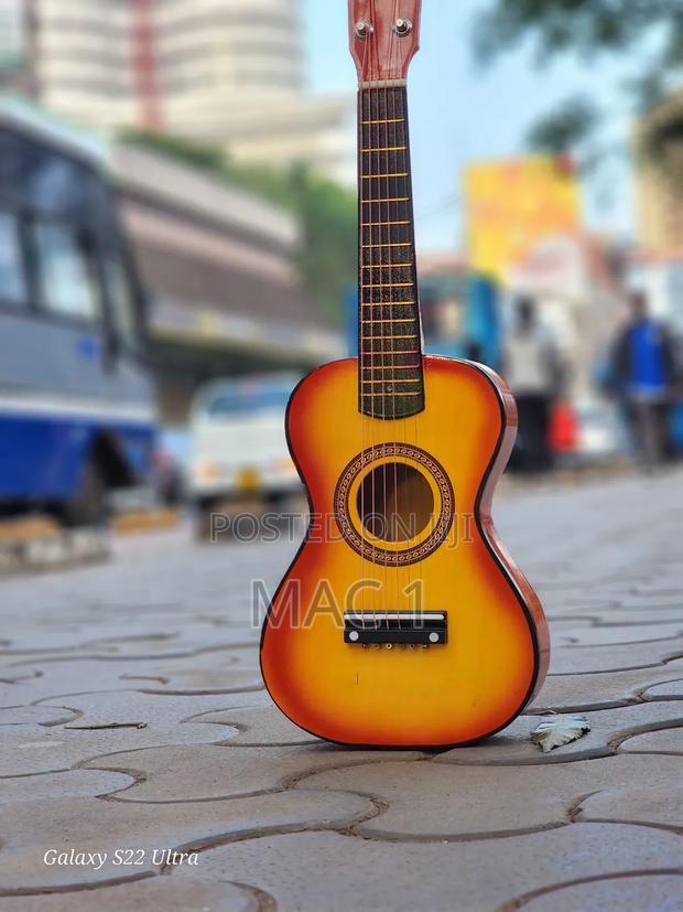 Guitar 6 Strings - main view