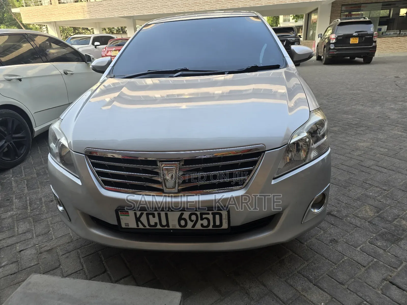 Toyota Premio 2012 Silver
