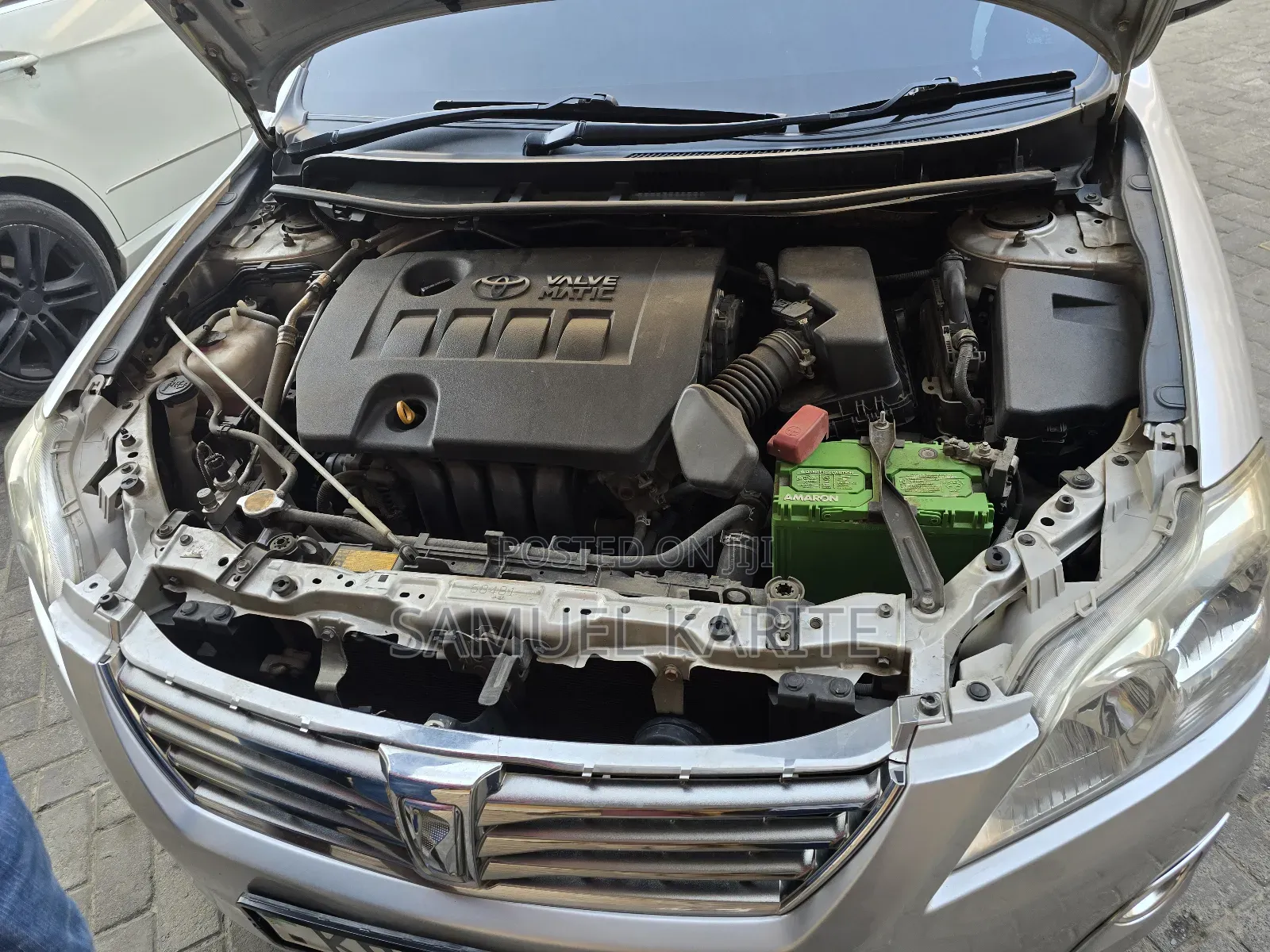 Toyota Premio 2012 Silver
