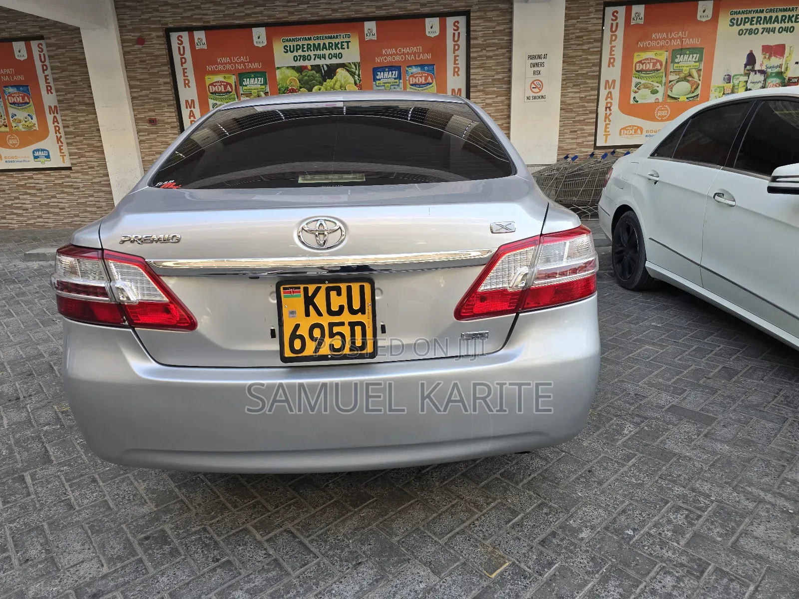 Toyota Premio 2012 Silver