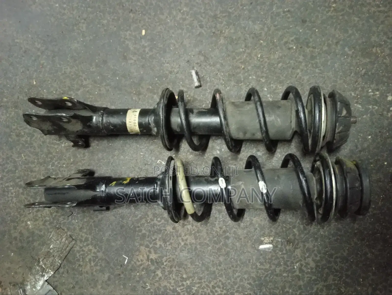 Suzuki Alto 2015  Shock Absorbers