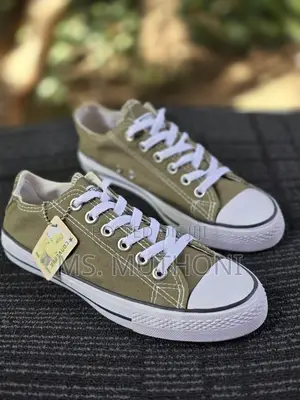 *Converse Fabric Sizes 37 38 39 40 41 42*