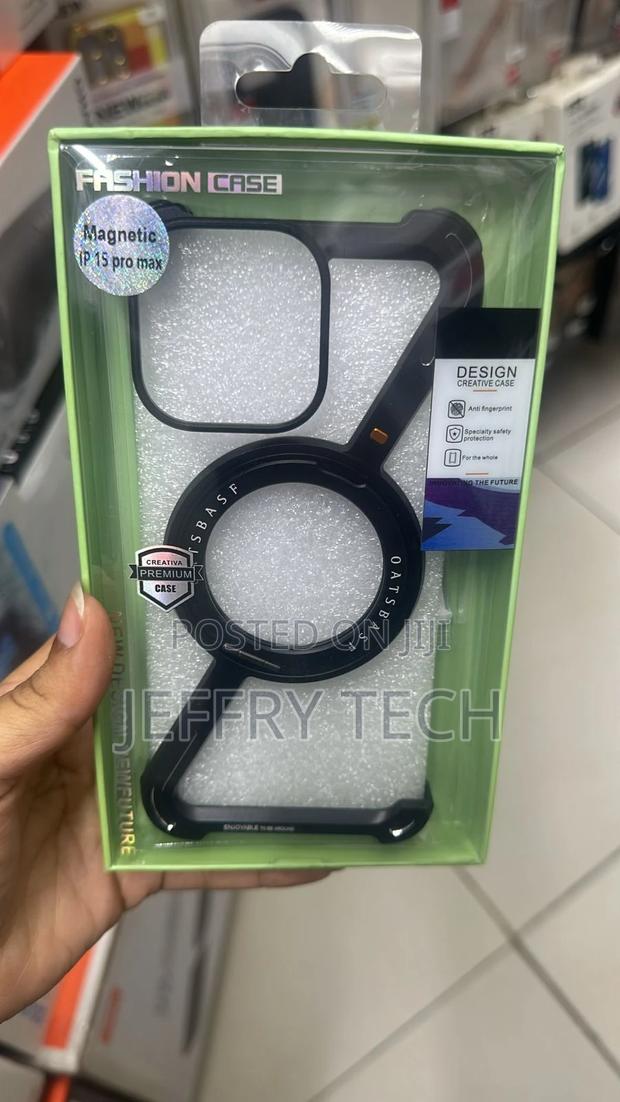 Magnetic Metal Z Shape Rimless Case for iPhone 15 Pro Max - main view