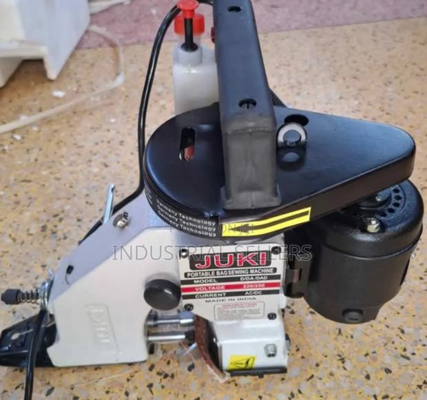 Commercial Bag Closer Machine - Juki