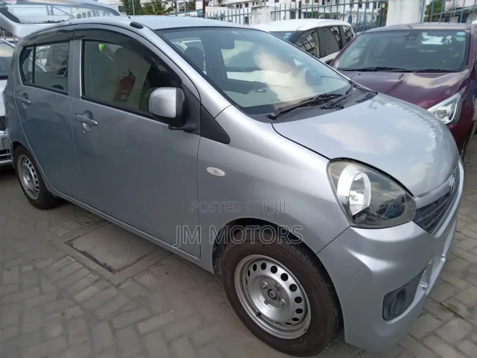 Daihatsu Mira 2017 Silver