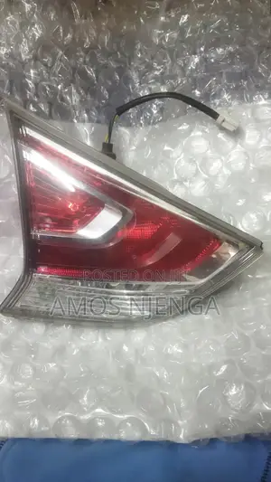 Nissan X-Trail 2015 Bootlight