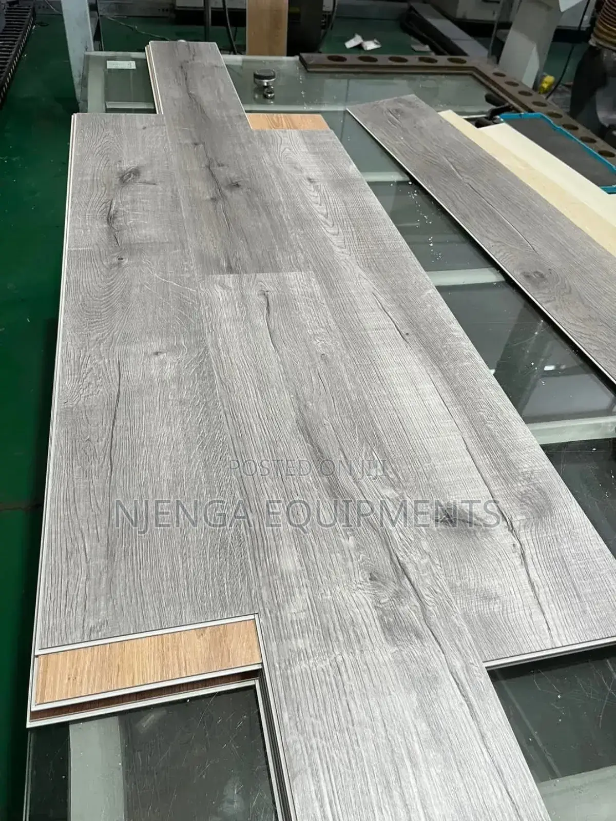 Interlocking Spc Planks