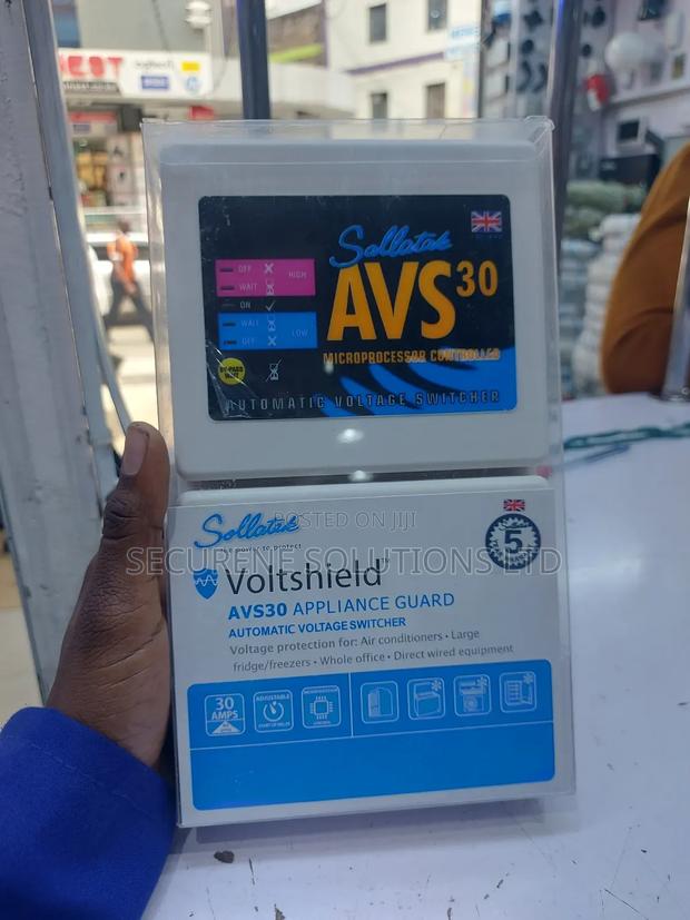 Sollatek Automatic Voltage Switcher 30 Amps (Avs30)