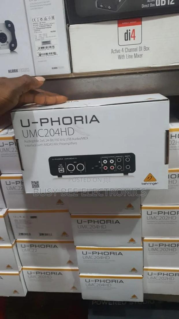 Behringer U-Phoria Umc204hd - main view