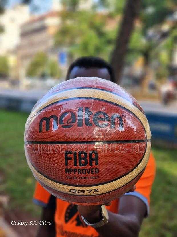 High Quality Molten Basketball GG7X - main view