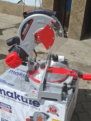 Miter Saw Machine