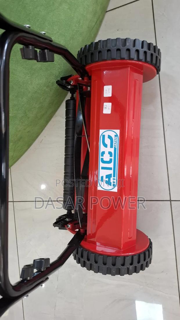 20 Inch Manual Lawnmower - thumbnail 3