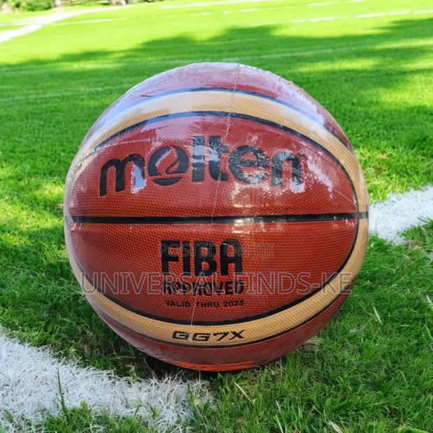 Molten GG7X Original Basketball - main view