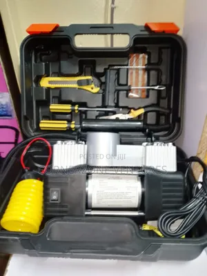 Portable Tire Inflator Pump / Portable Air Compressor