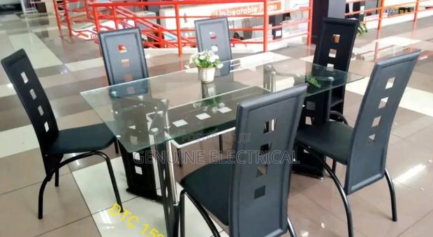 High Quality 6 Seater Dinning Table