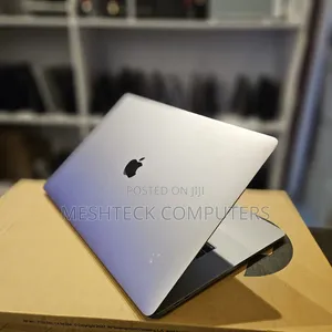 Laptop Apple MacBook Pro 2018 32GB Intel Core I9 SSD 512GB