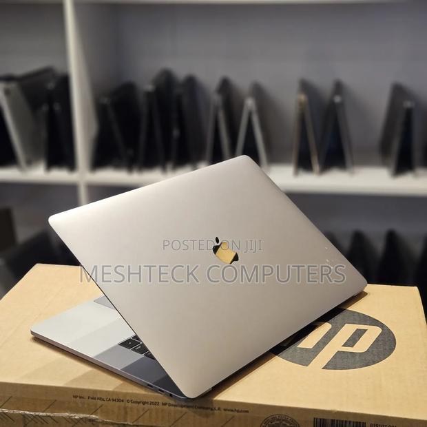 Laptop Apple MacBook Pro 2018 32GB Intel Core I9 SSD 512GB - thumbnail 7