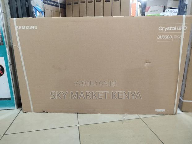 Samsung 65" Smart Crystal Uhd Du8000 Tv - thumbnail 3