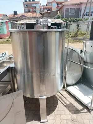 Stainless Steel Mixing Tank 1000ltrs With Agitator