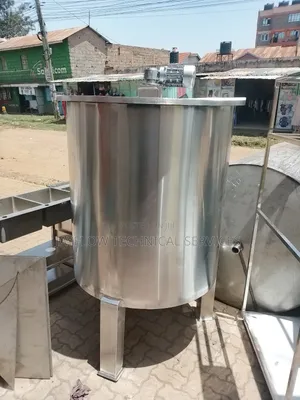 Stainless Steel Mixing Tank 500ltrs With Agitator