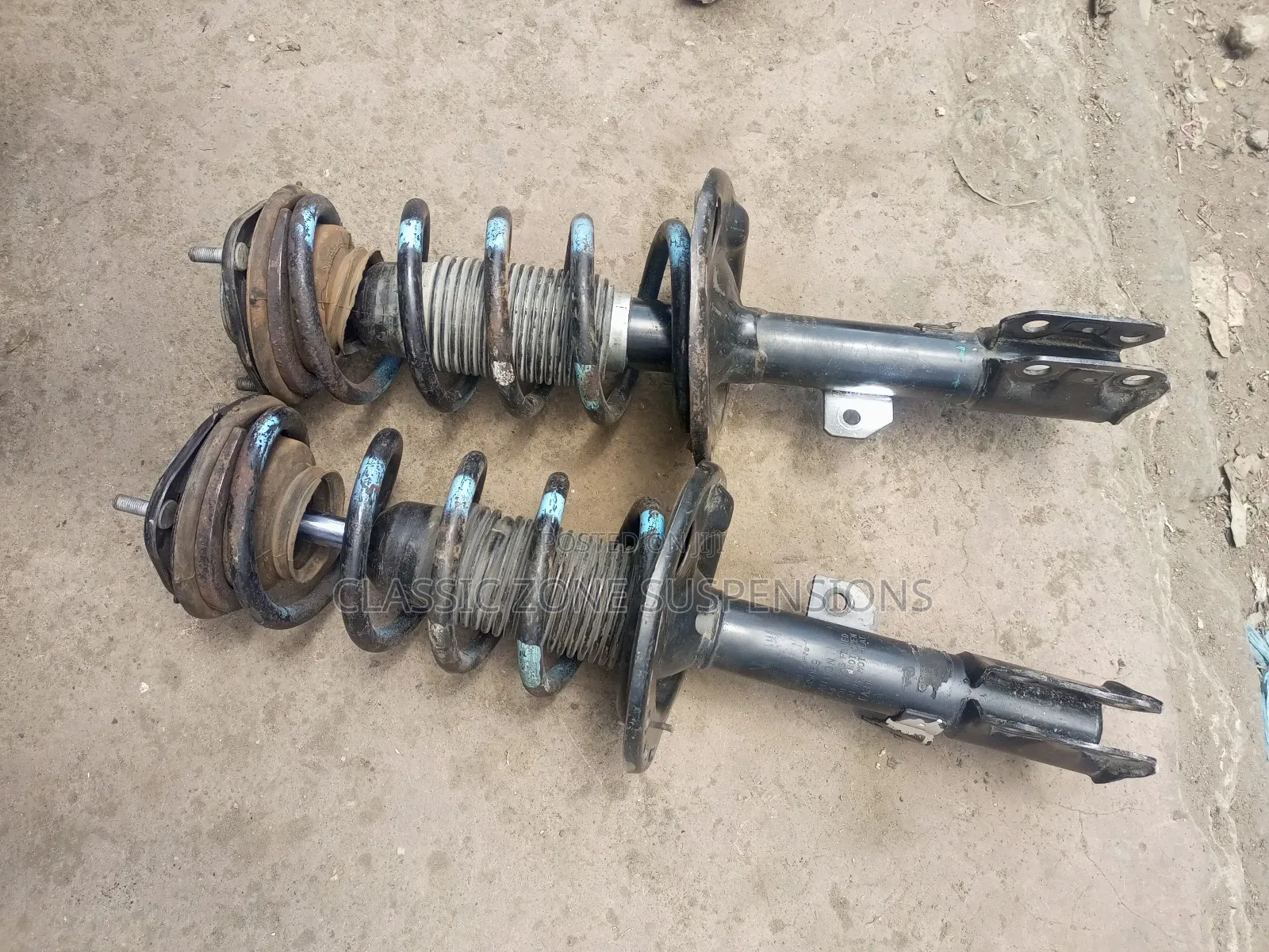Toyota Noah Front Shock