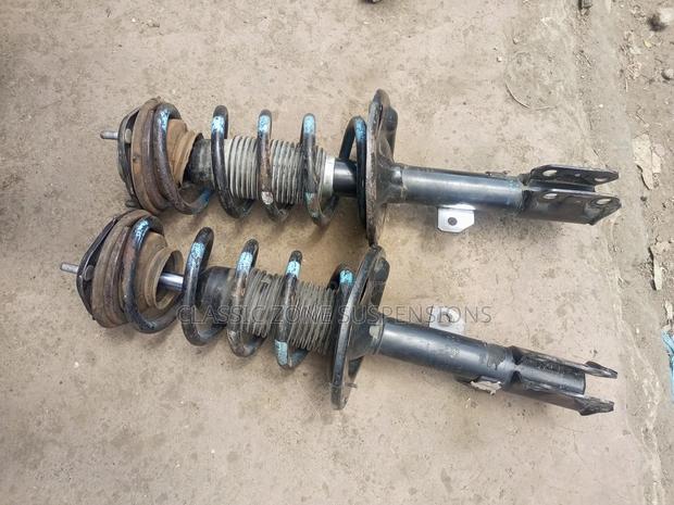 Toyota Noah Front Shock