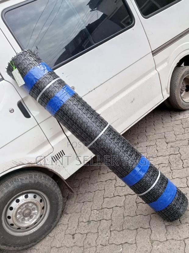 Plastic Geogrid Mesh/ Poly Tex Grid. - main view