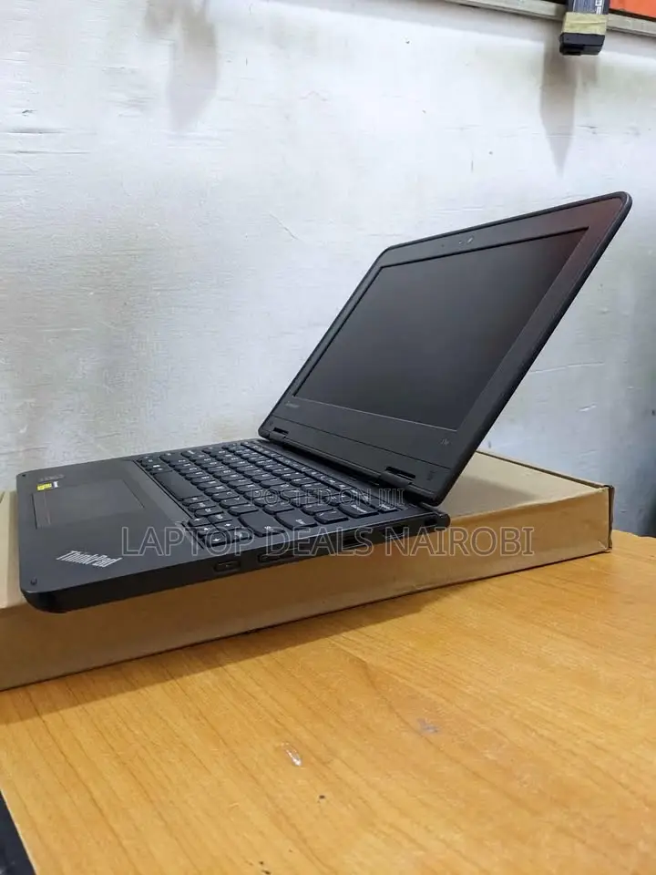 Laptop Lenovo Yoga 11e 4GB Intel Core I5 SSD 128GB