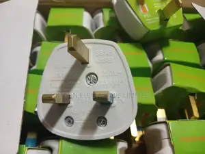 13A Top Plugs