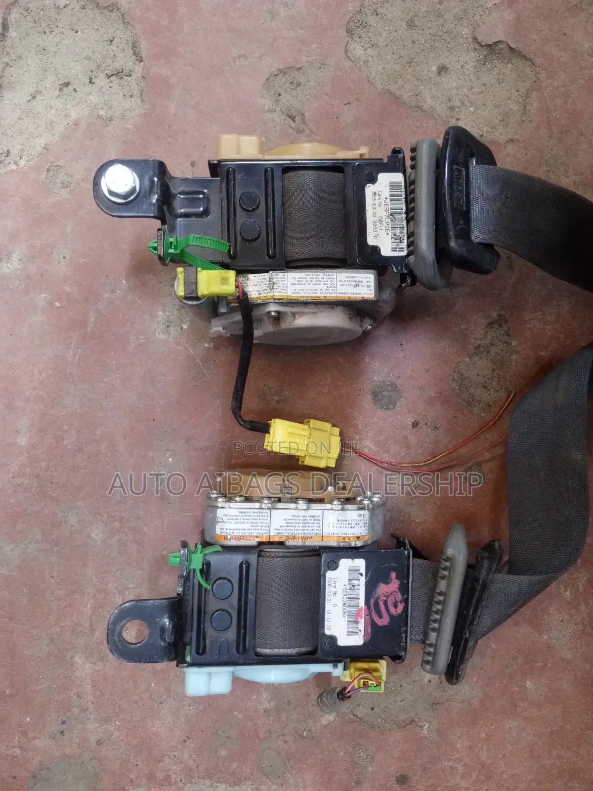Honda Rd 7 Front Safety Belts Both.