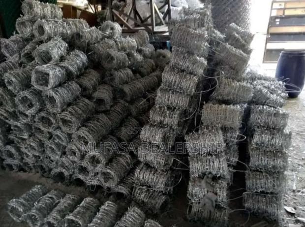Double Twisted Barbed Wire Fence