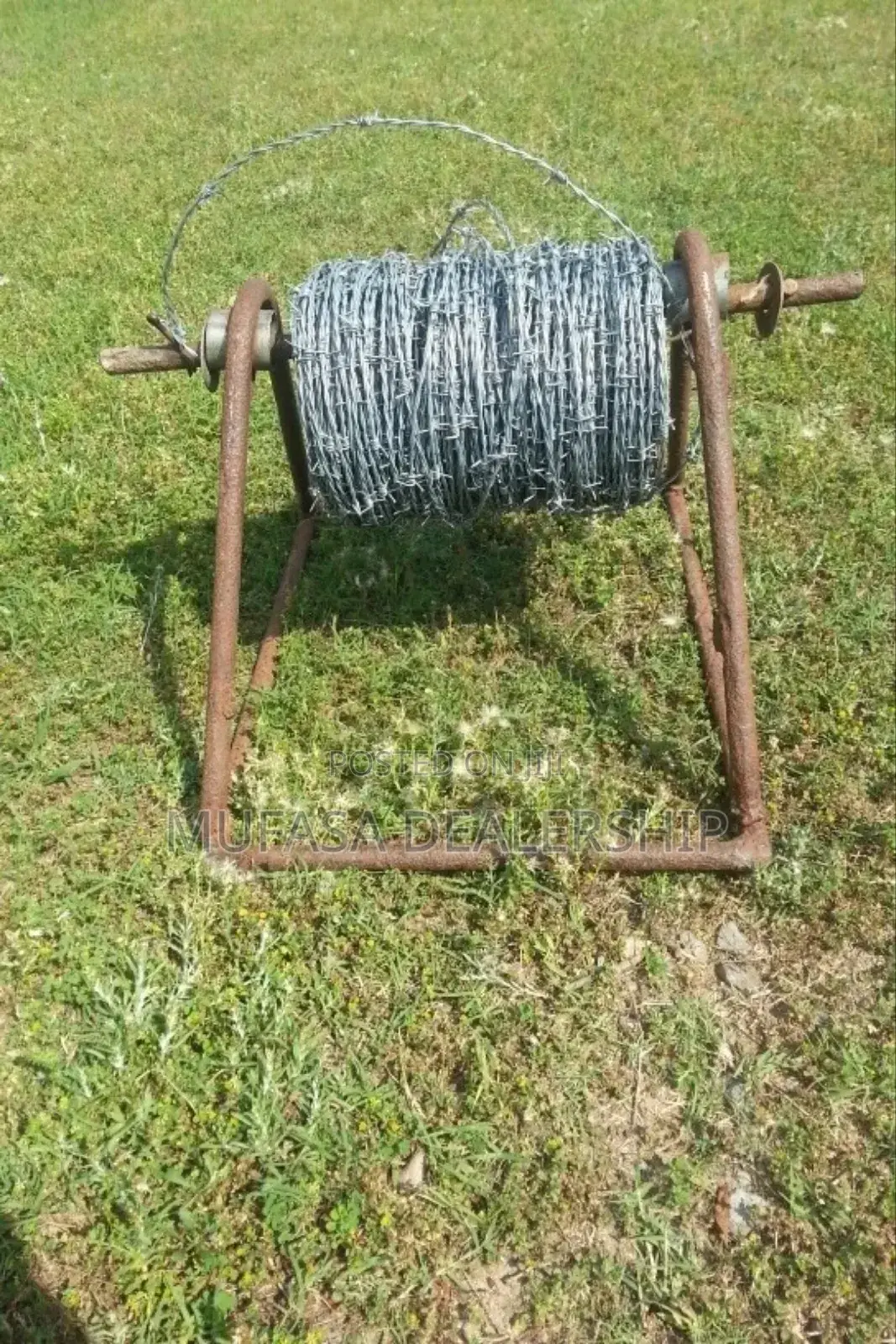 Double Twisted Barbed Wire Fence