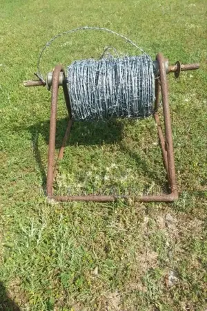 Double Twisted Barbed Wire Fence