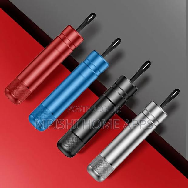 2 in 1 Car Safety Hammer - thumbnail 5