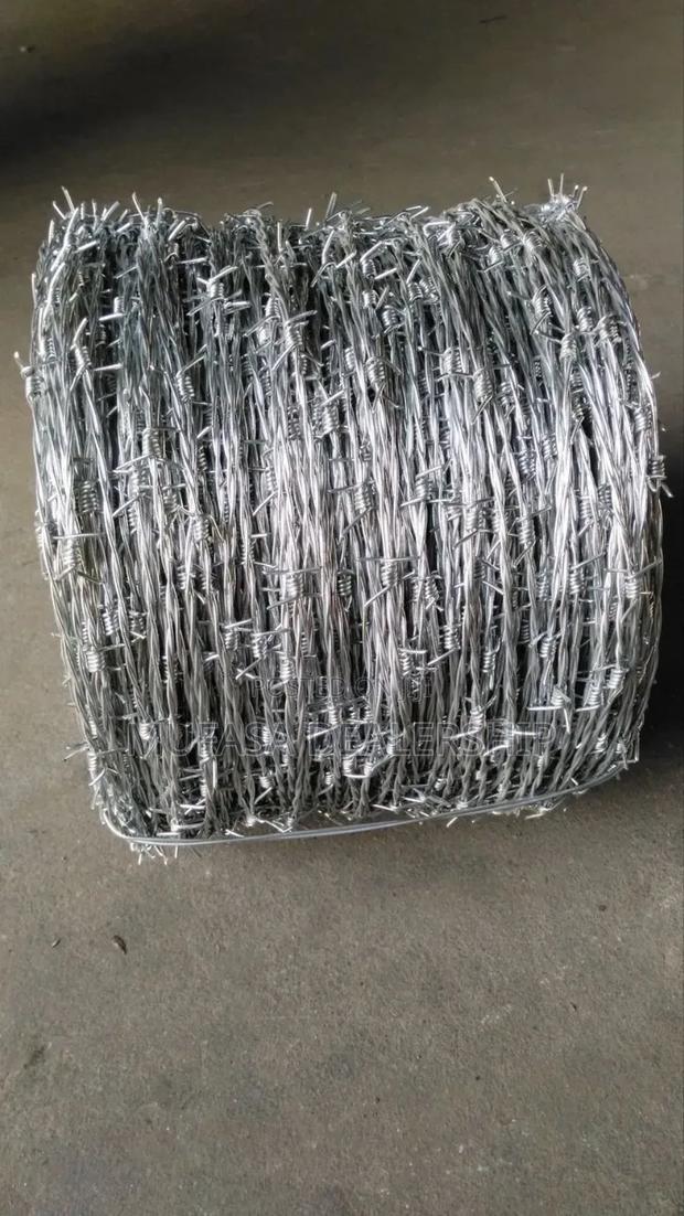 Sharp Spikes Barbed Wire-610m - main view