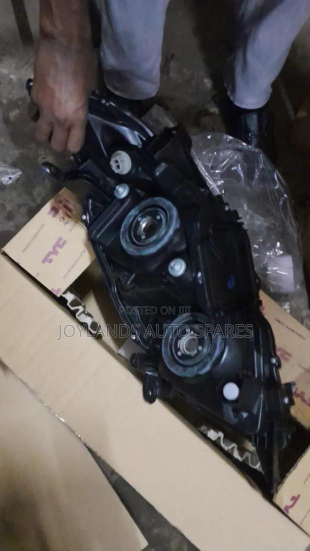 Corolla ZRE Headlamp Non Xenon (Without Socket Adjuster) - thumbnail 4