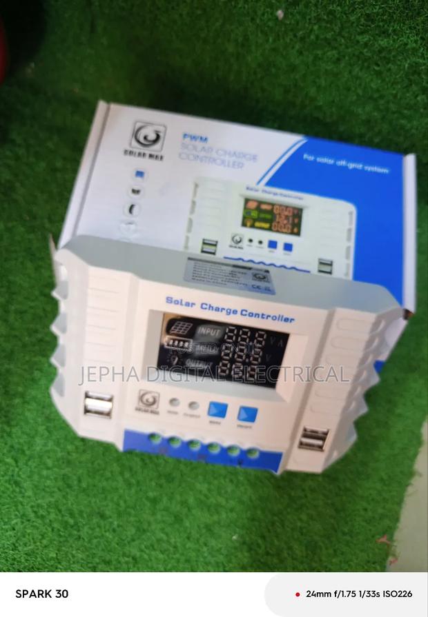 Solar Controller 20A - main view