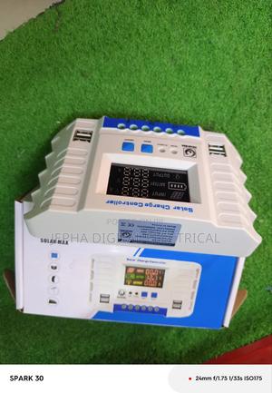 Solar Charge Controller - thumbnail 2