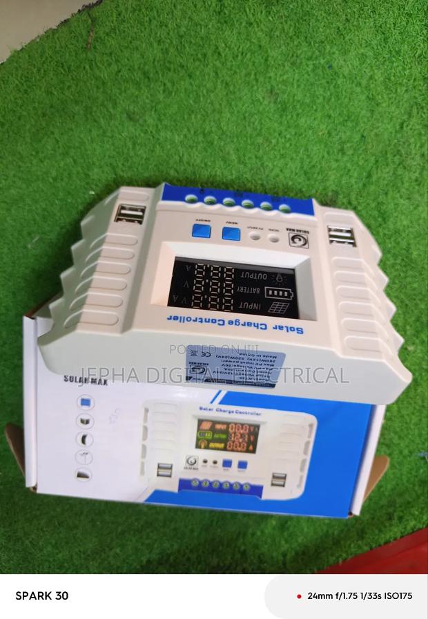 Solar Charge Controller - main view