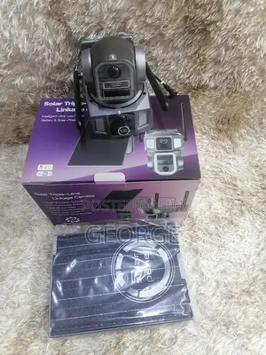 Compact Triple Lens 4g Solar PTZ Camera