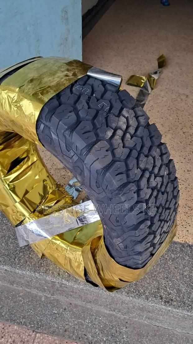 265/50r20 Blackbear At