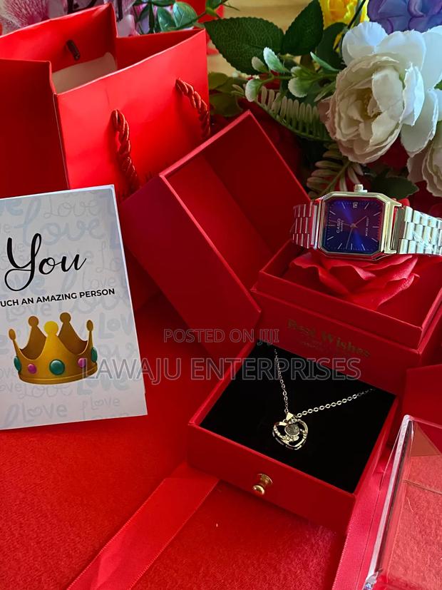 Valentine's Gift for Her With Silver Watch - thumbnail 3