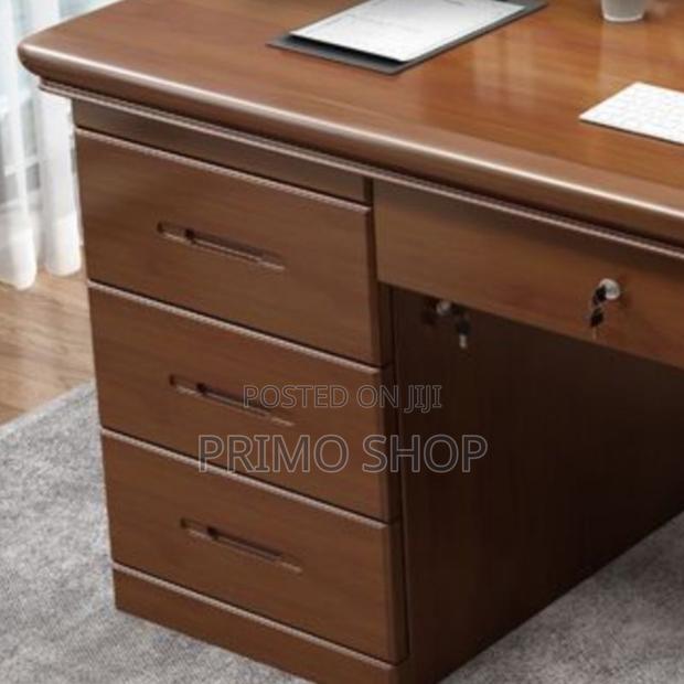 Office Tables: 1400mm Secure Computer Executive Desk - thumbnail 5